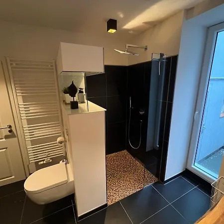 Lovingly Renovated Witch's House With 2 Parking Spaces And Garden Villa *